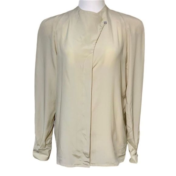 Giorgio Armani Tops - Giorgio Armani Le Collezioni Silk Cream Button Up Blouse Size 40 (6 US) Top